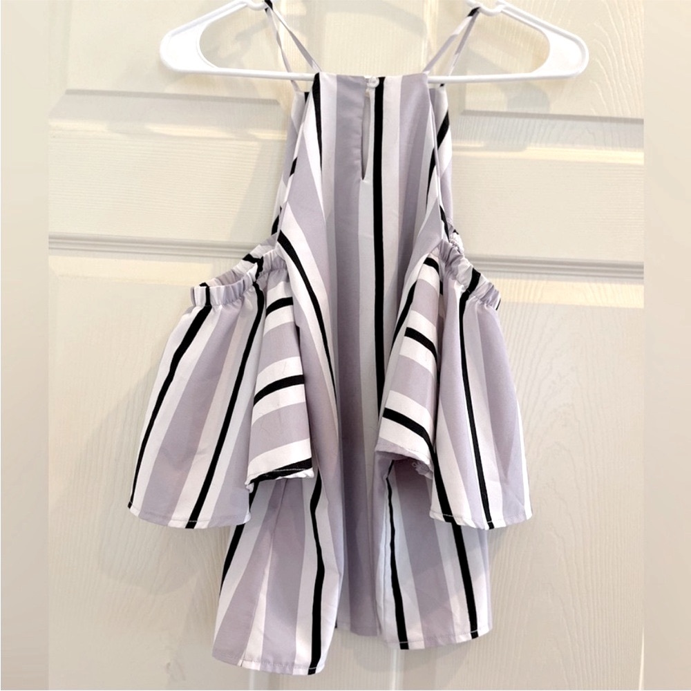 CHARLOTTE RUSSE top - Picture 5 of 8